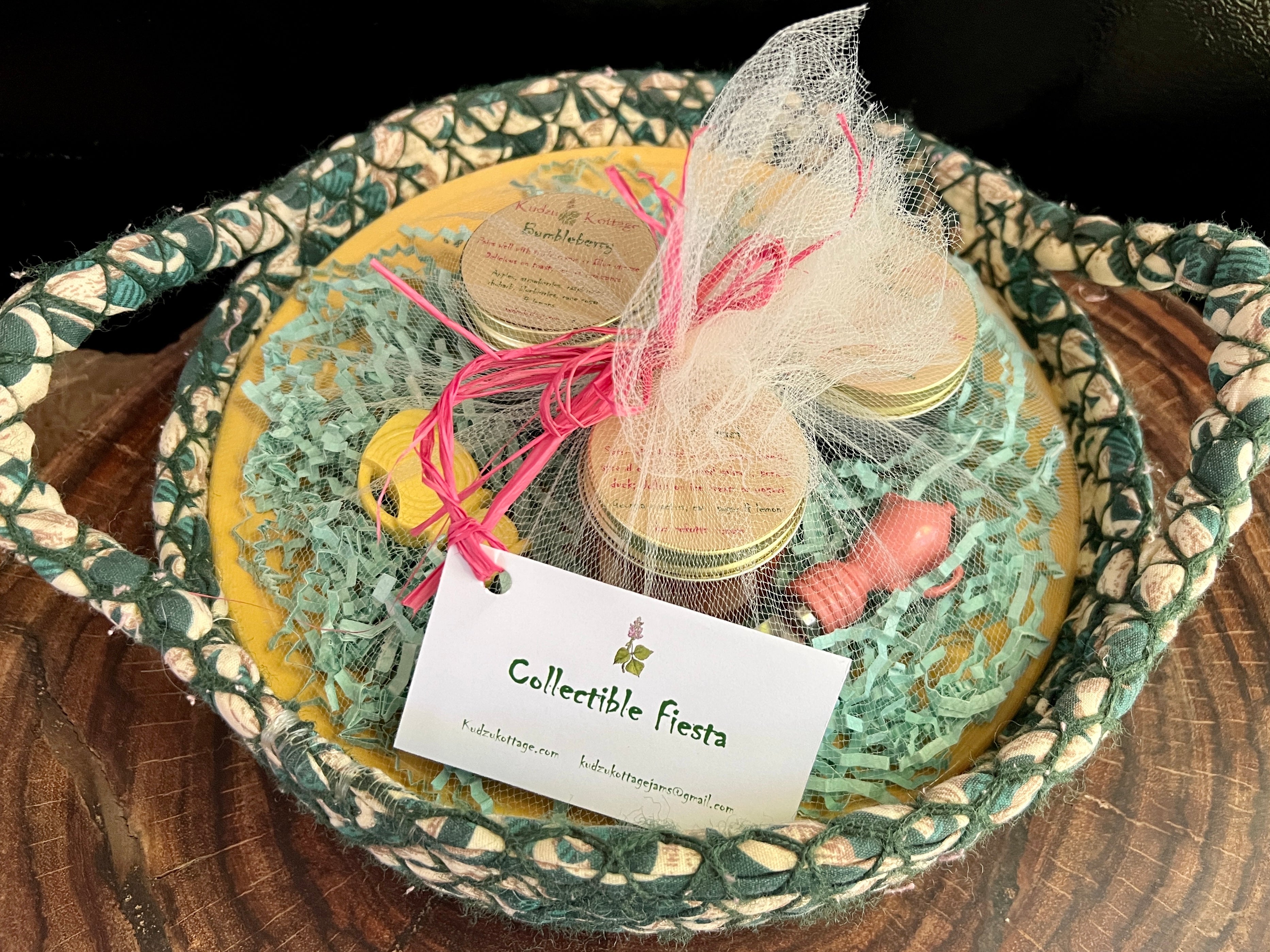Collectible Fiesta Plate in Fabric Rope Gift Basket