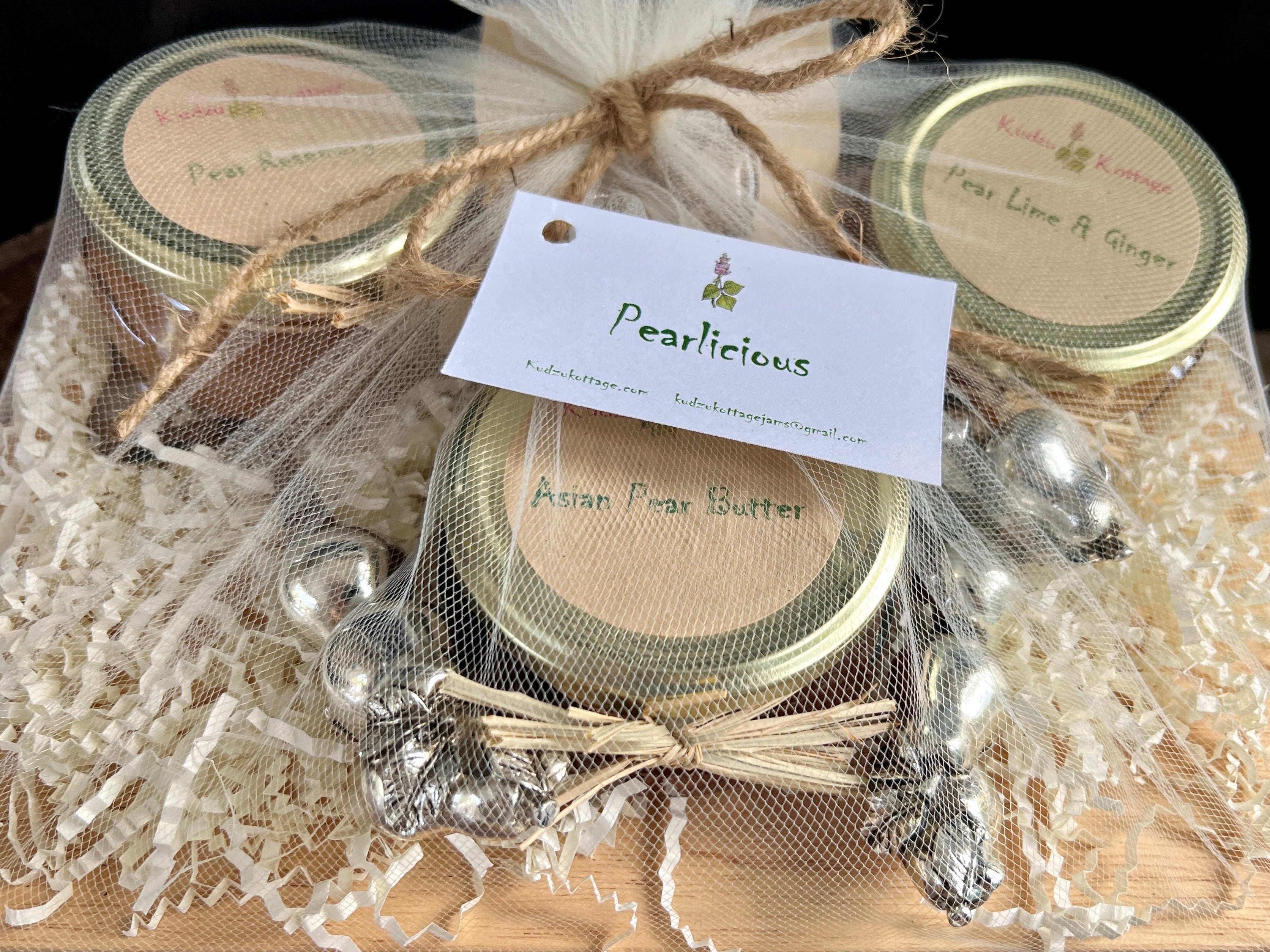 Pearlicious Pear Lovers Gift Board